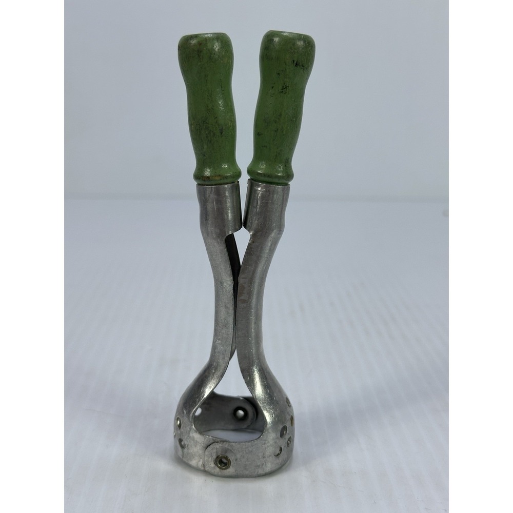 Vintage Depression Era 5" Long Melon Baller Kitchen Gadget Green Wood Handle‎